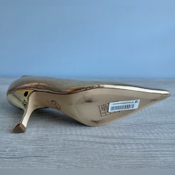 Michael Kors Women's Gold Luna Pointed Toe Pumps Size 6.5 - Picture 6 of 8